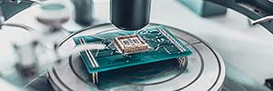 Propel semiconductor equipment fabrication into the future with coolants from Master Fluid Solutions.